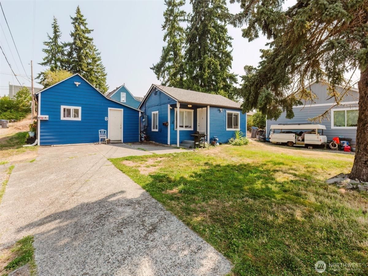 MLS #NWM2429106 img 0