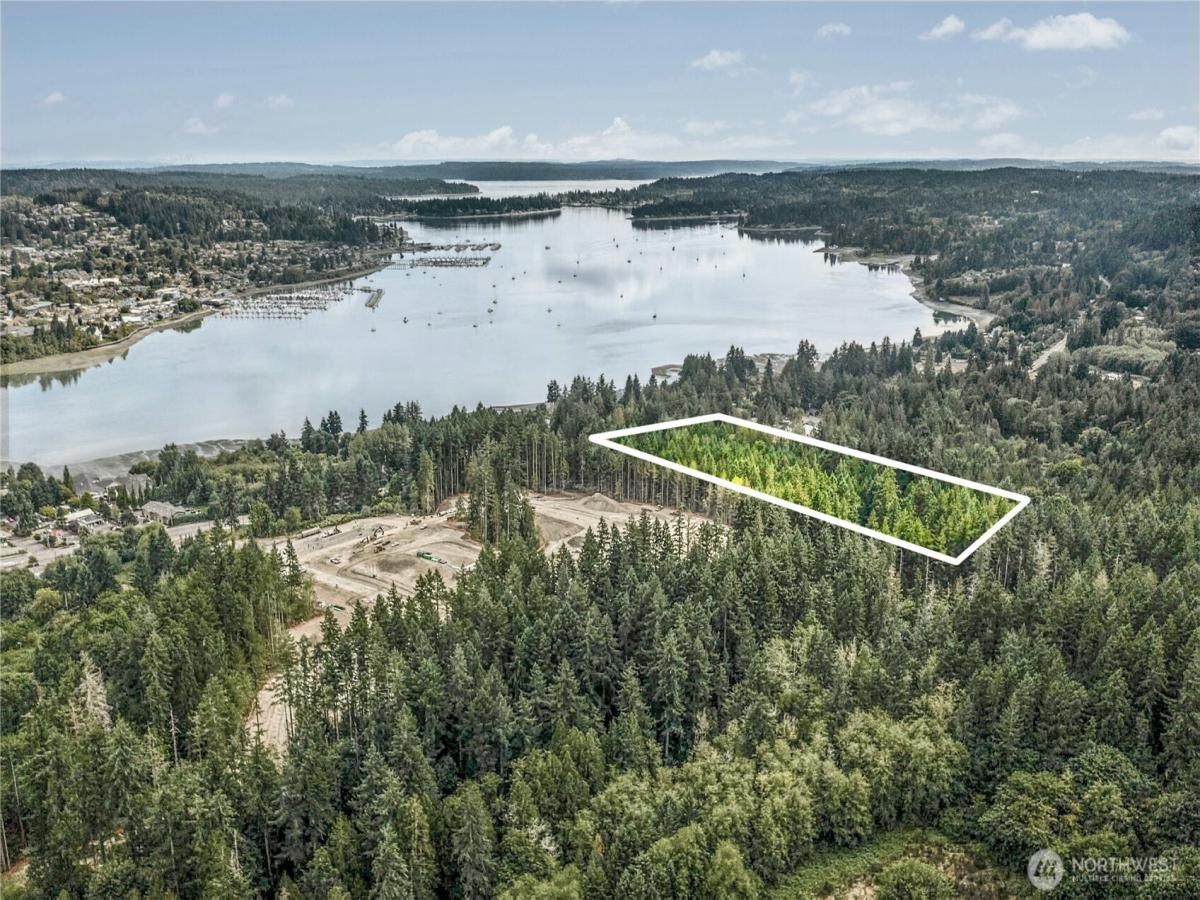 MLS #NWM2432511 img 0