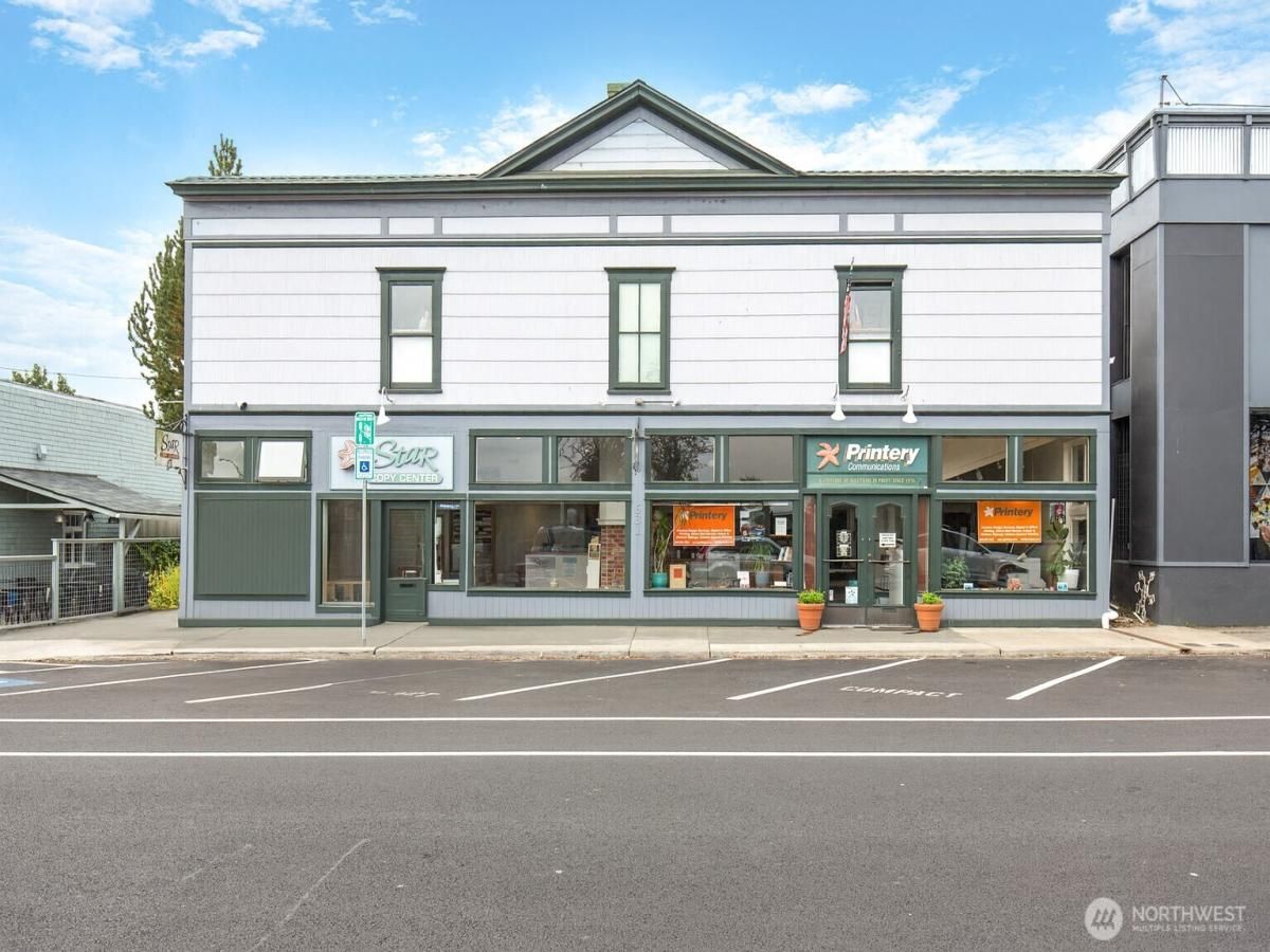 MLS #NWM2436687 img 0