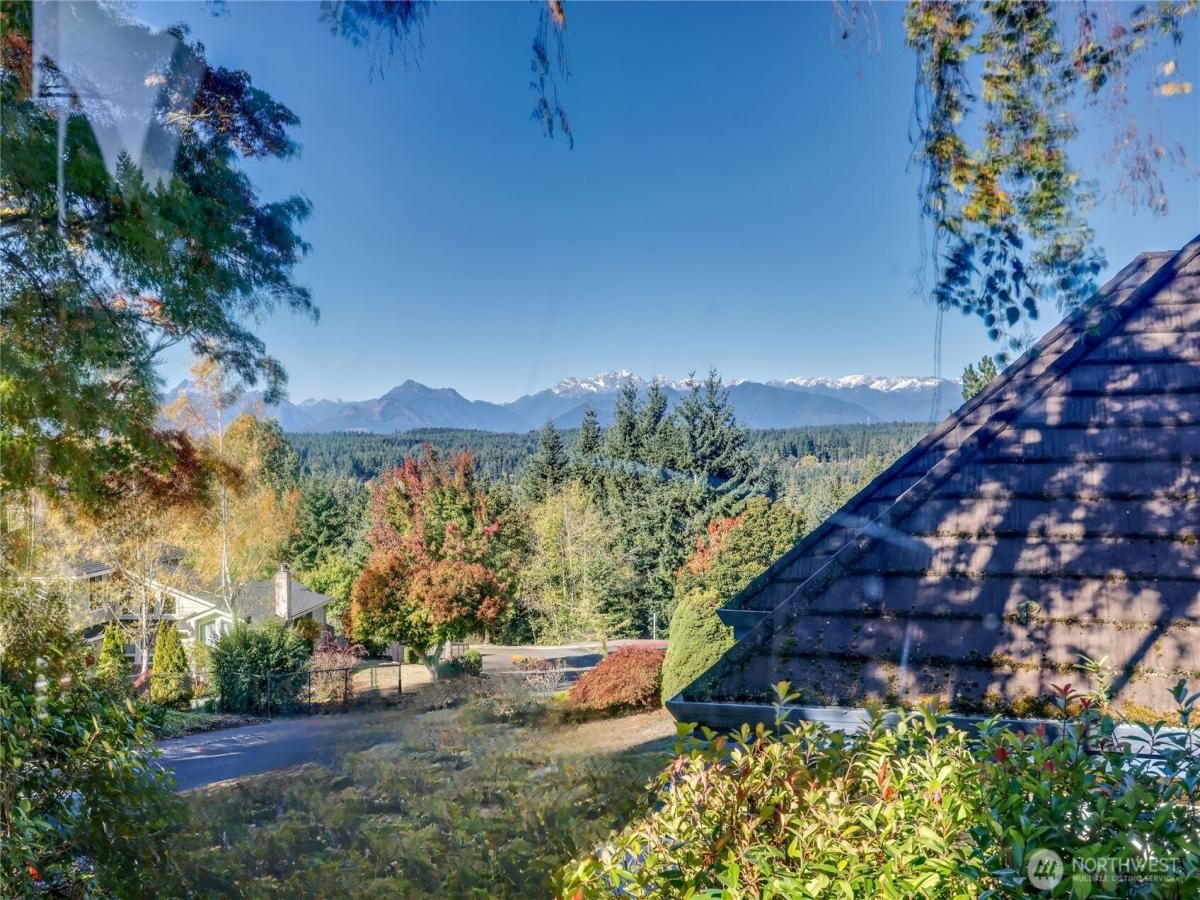 MLS #NWM2438997 img 0