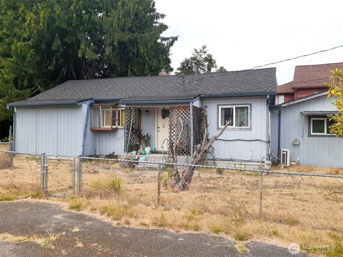 MLS #NWM2439827 img 0