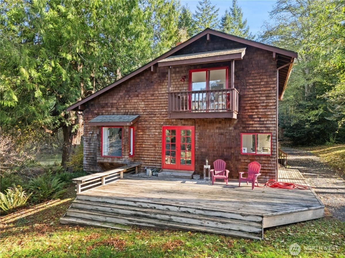 MLS #NWM2442818 img 0