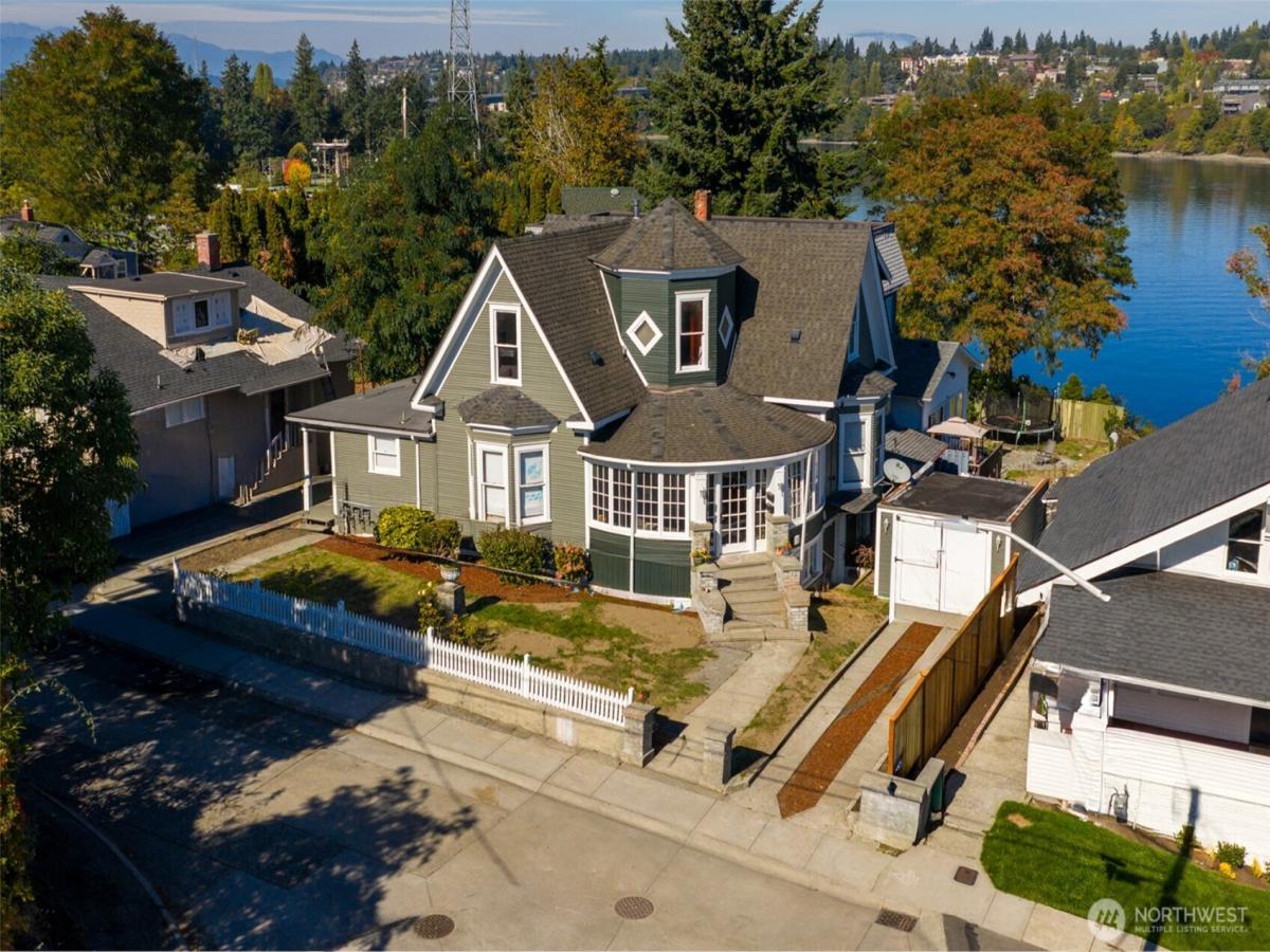 MLS #NWM2442844 img 0