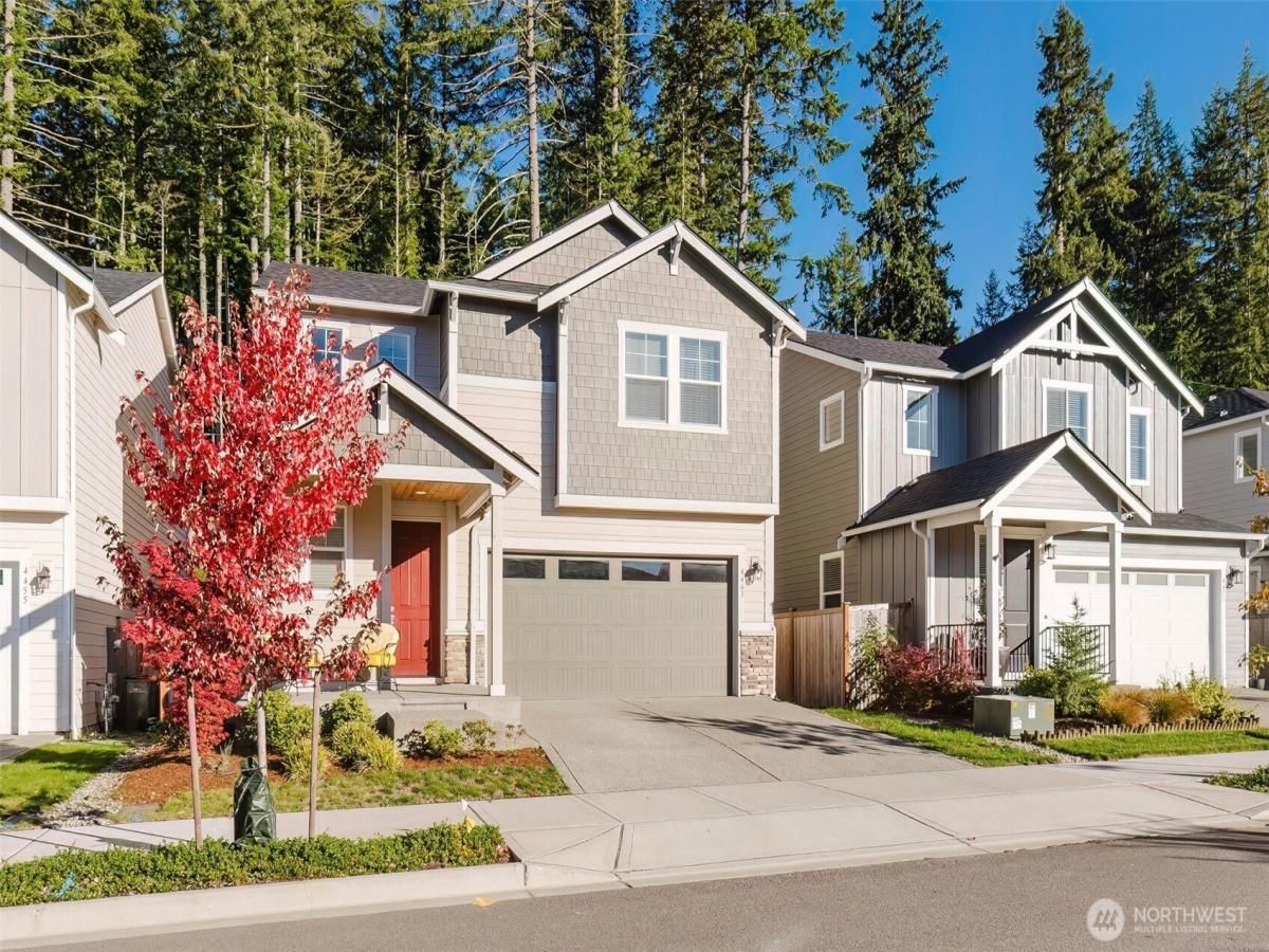 MLS #NWM2444789 img 0
