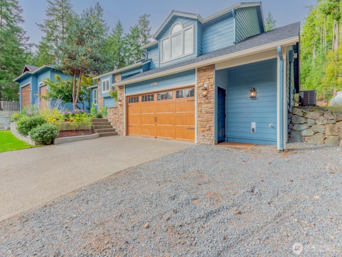 MLS #NWM2445037 img 0