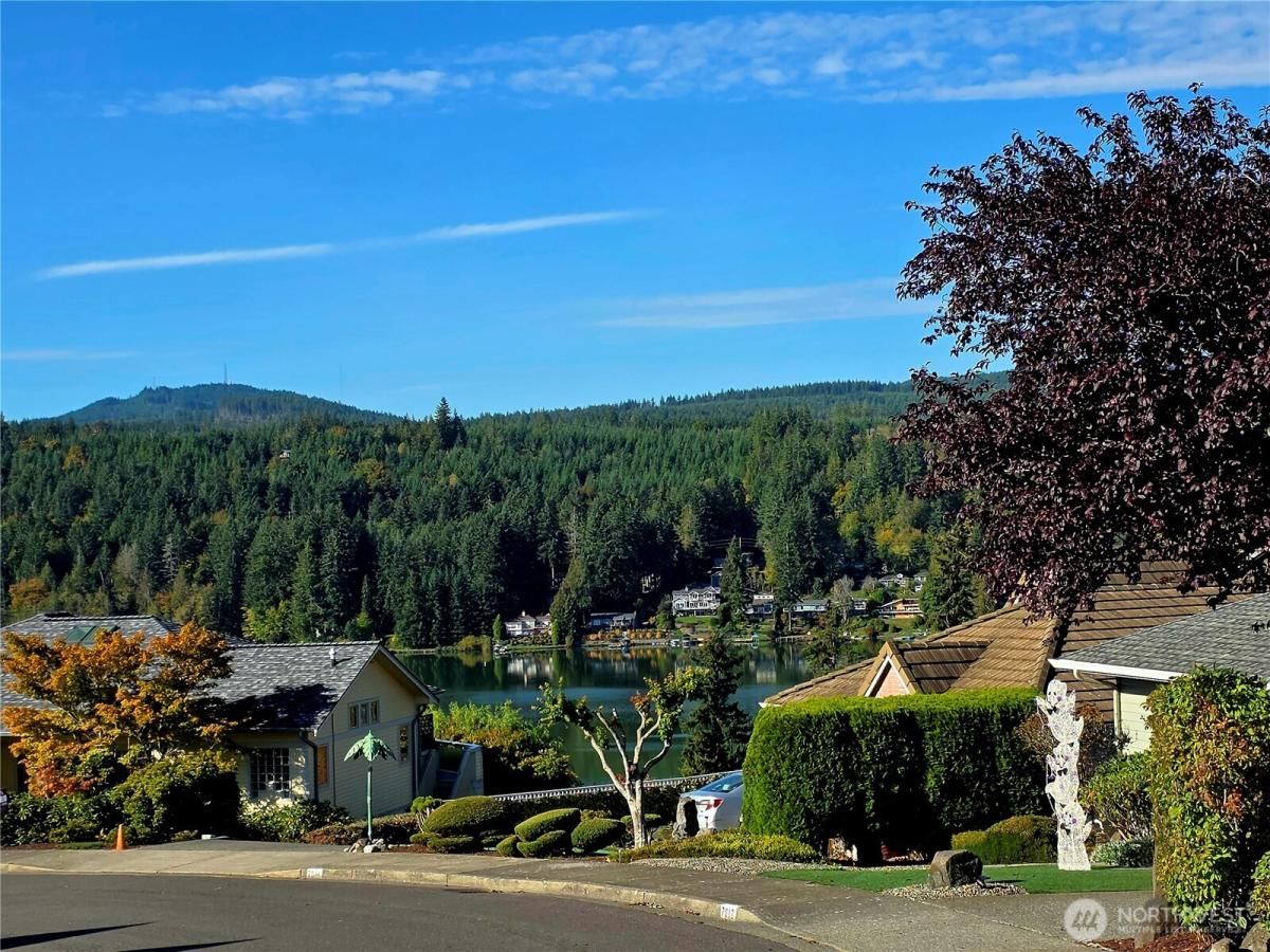 MLS #NWM2445543 img 0