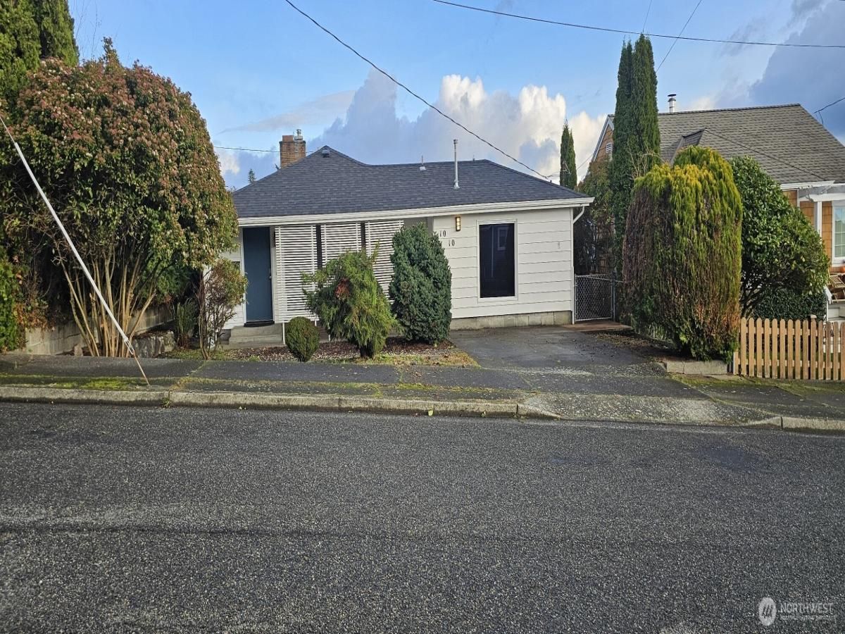 MLS #NWM2451068 img 0