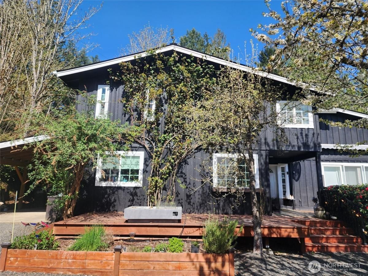 MLS #NWM2451714 img 0