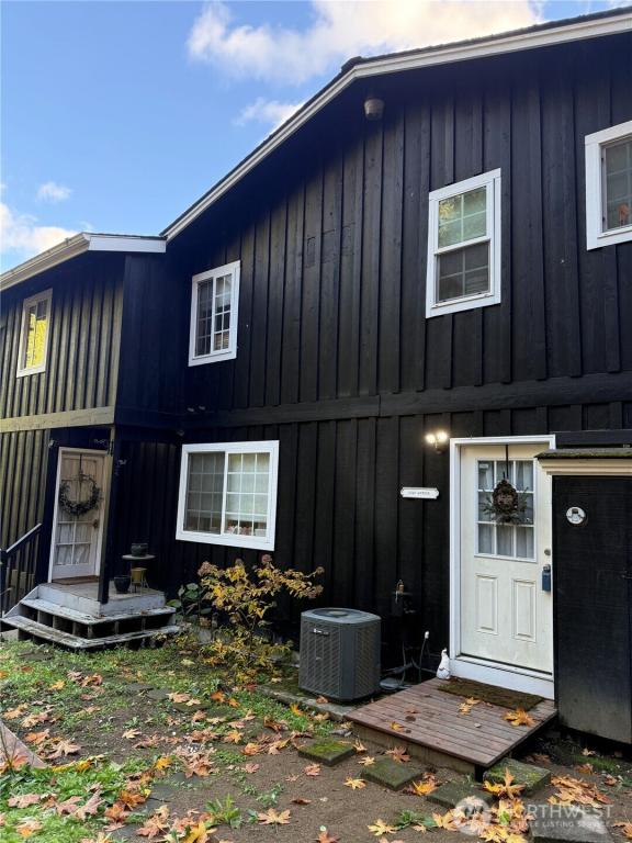 MLS #NWM2451714 img 0