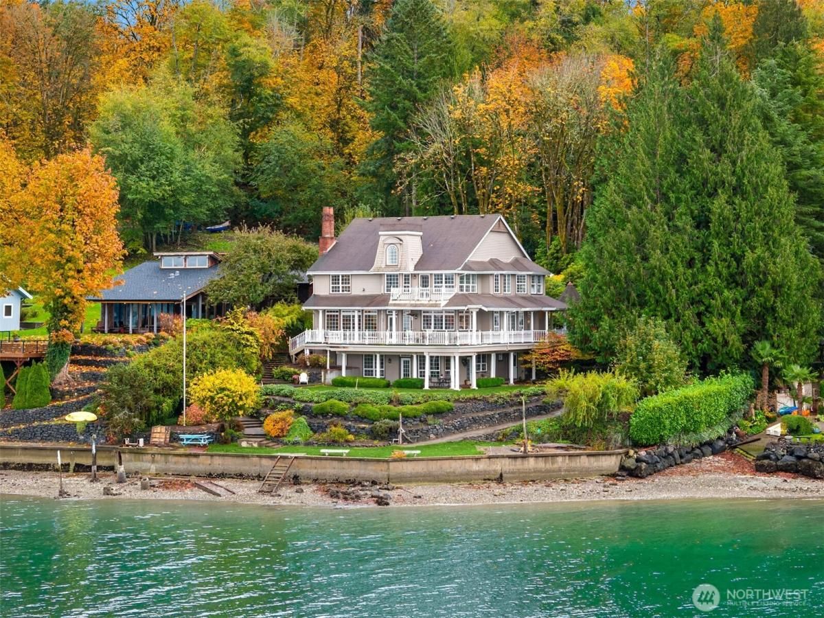 MLS #NWM2452609 img 0