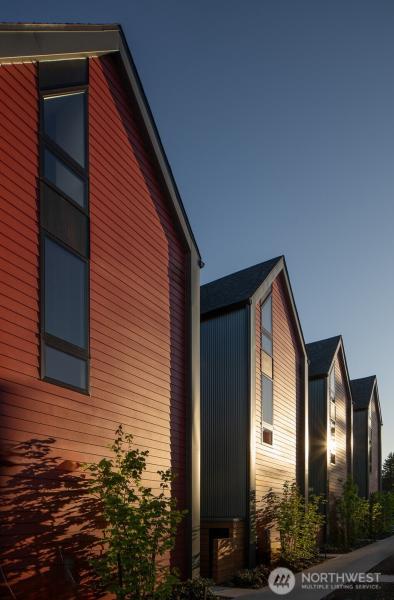 MLS #NWM2453332 img 0