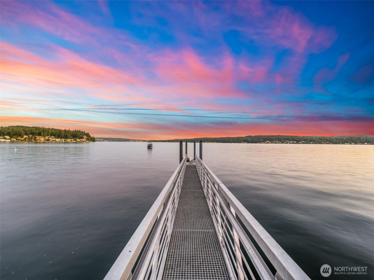 MLS #NWM2453623 img 0