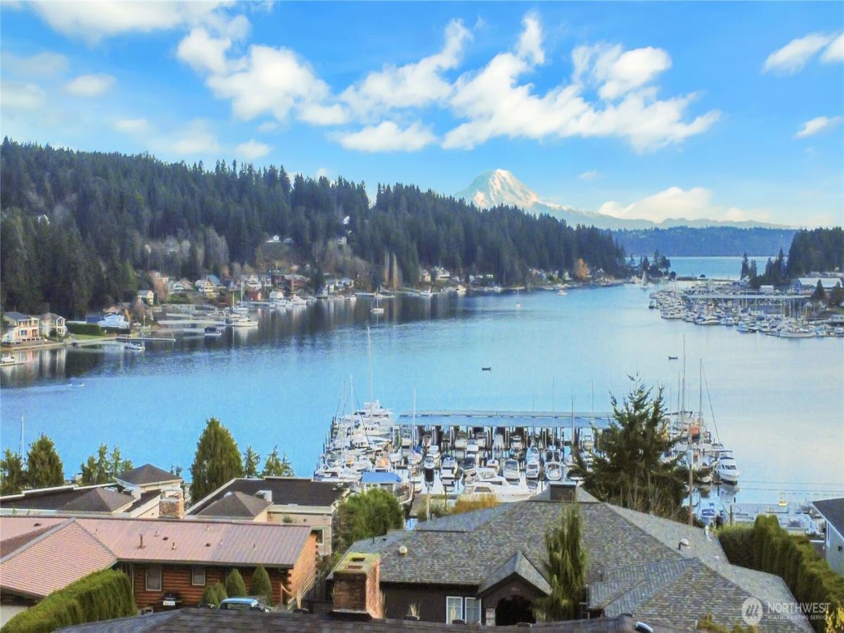 MLS #NWM2456962 img 0