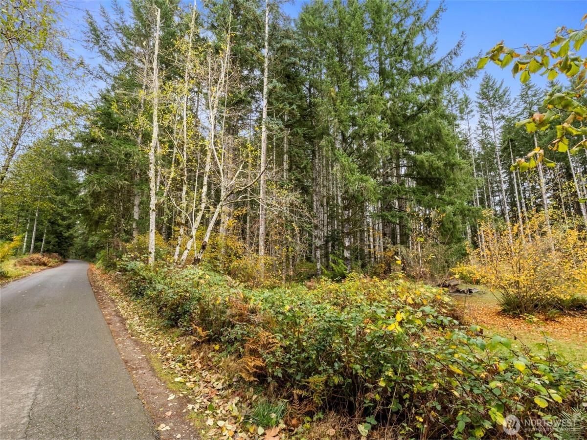 MLS #NWM2457443 img 0