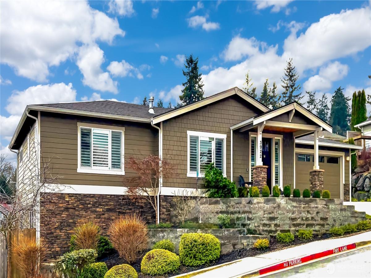 MLS #NWM2460241 img 0