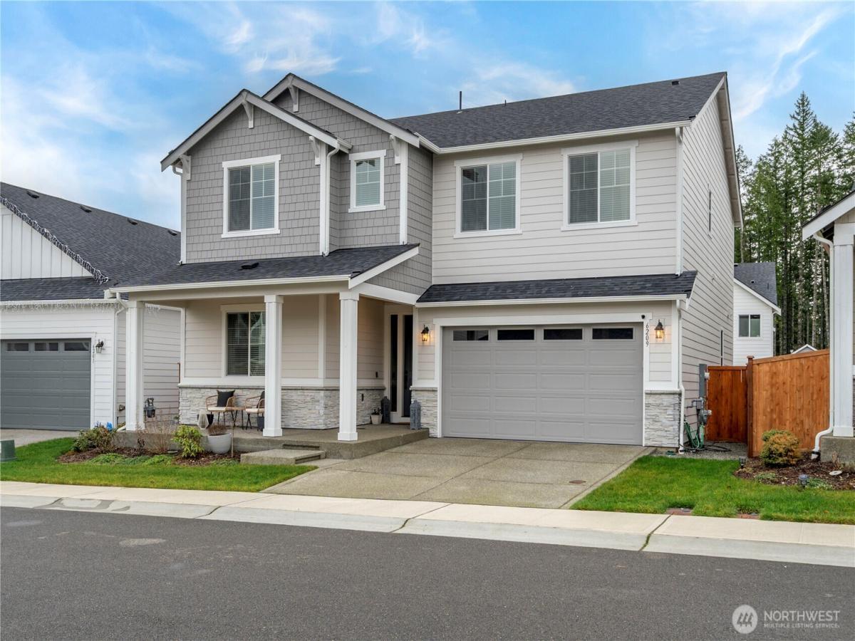 MLS #NWM2460302 img 0