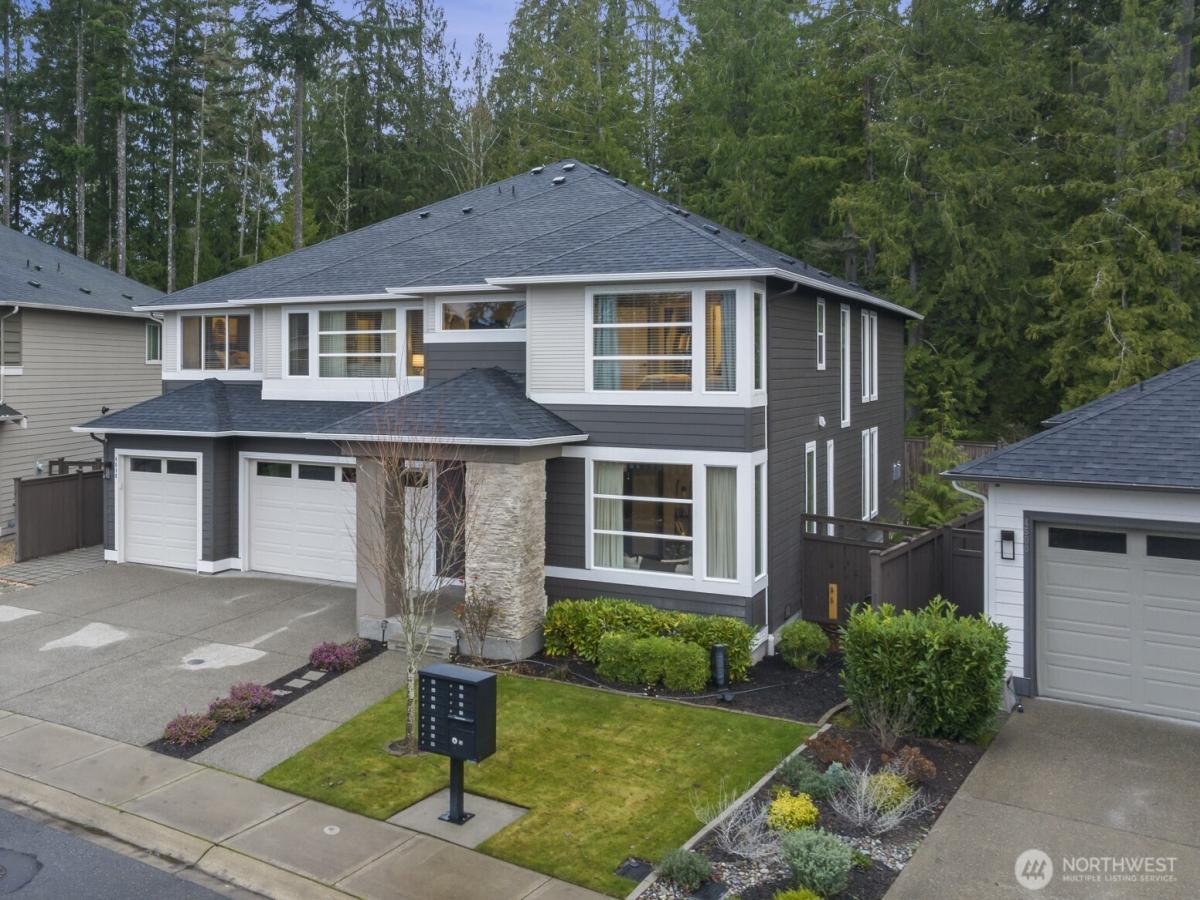 MLS #NWM2461167 img 0