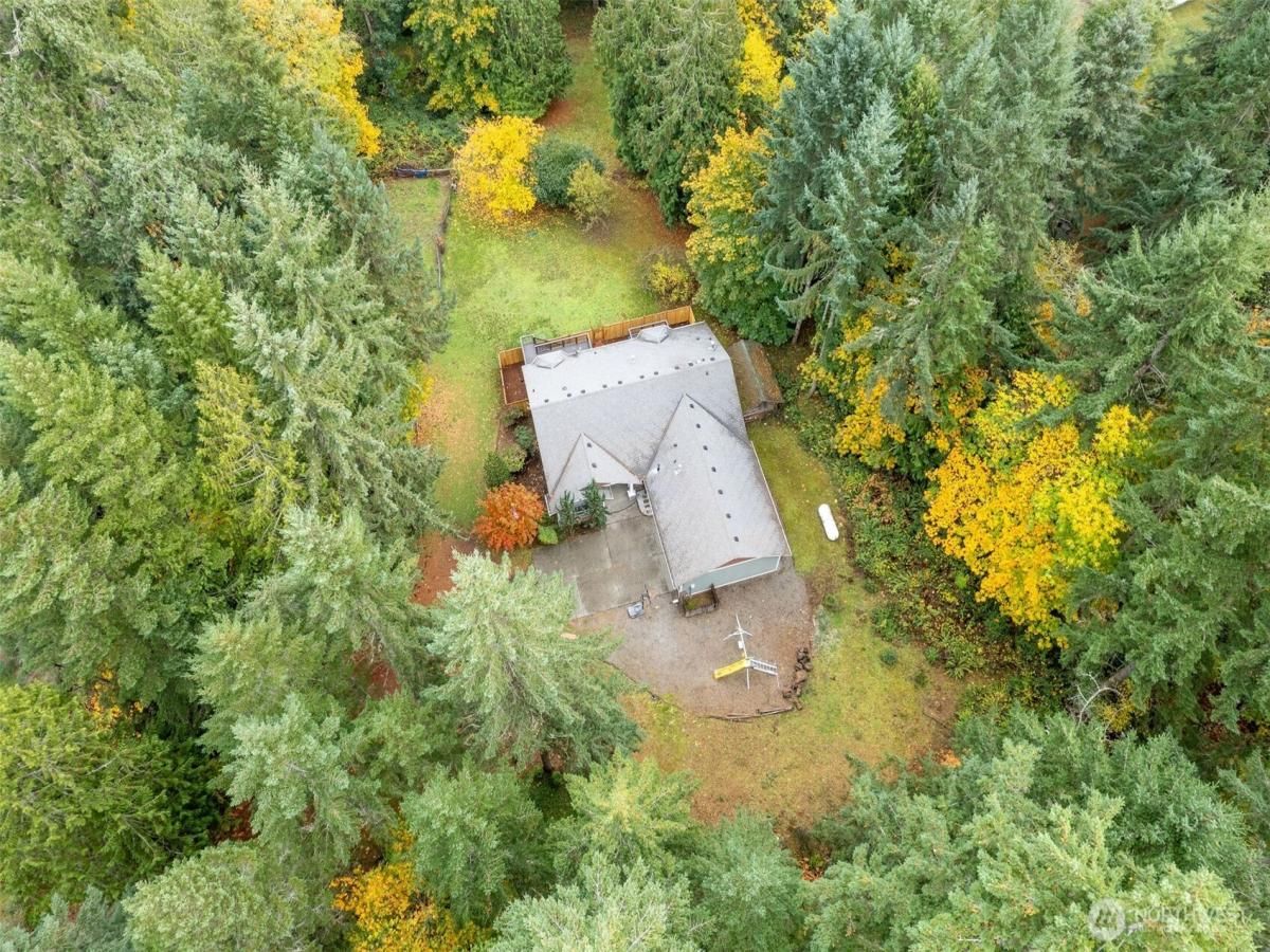 MLS #NWM2463082 img 0