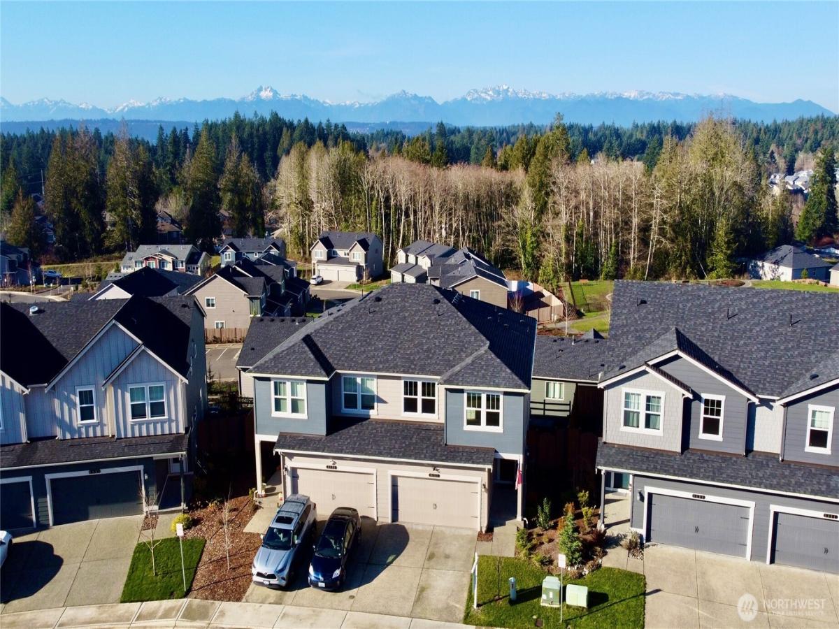 MLS #NWM2463934 img 0
