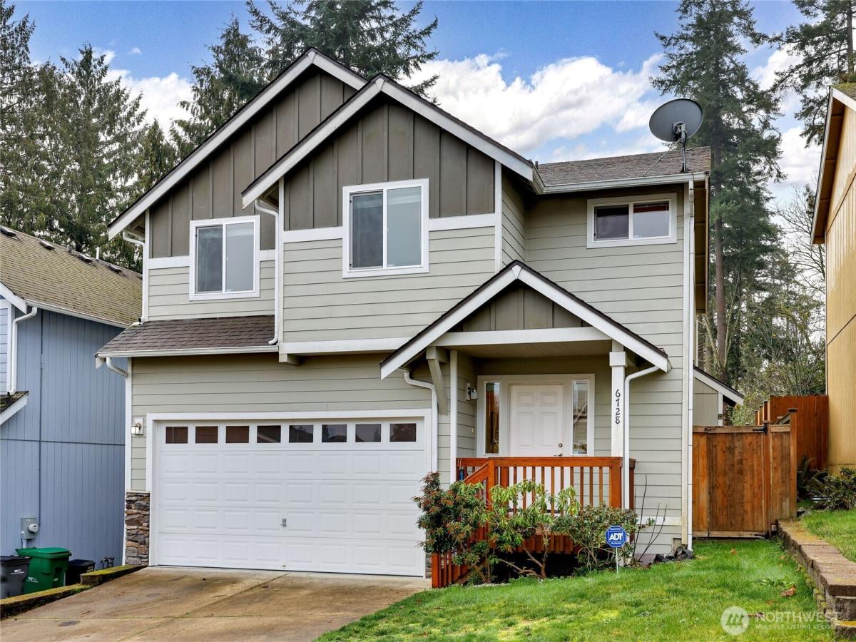 MLS #NWM2464138 img 0