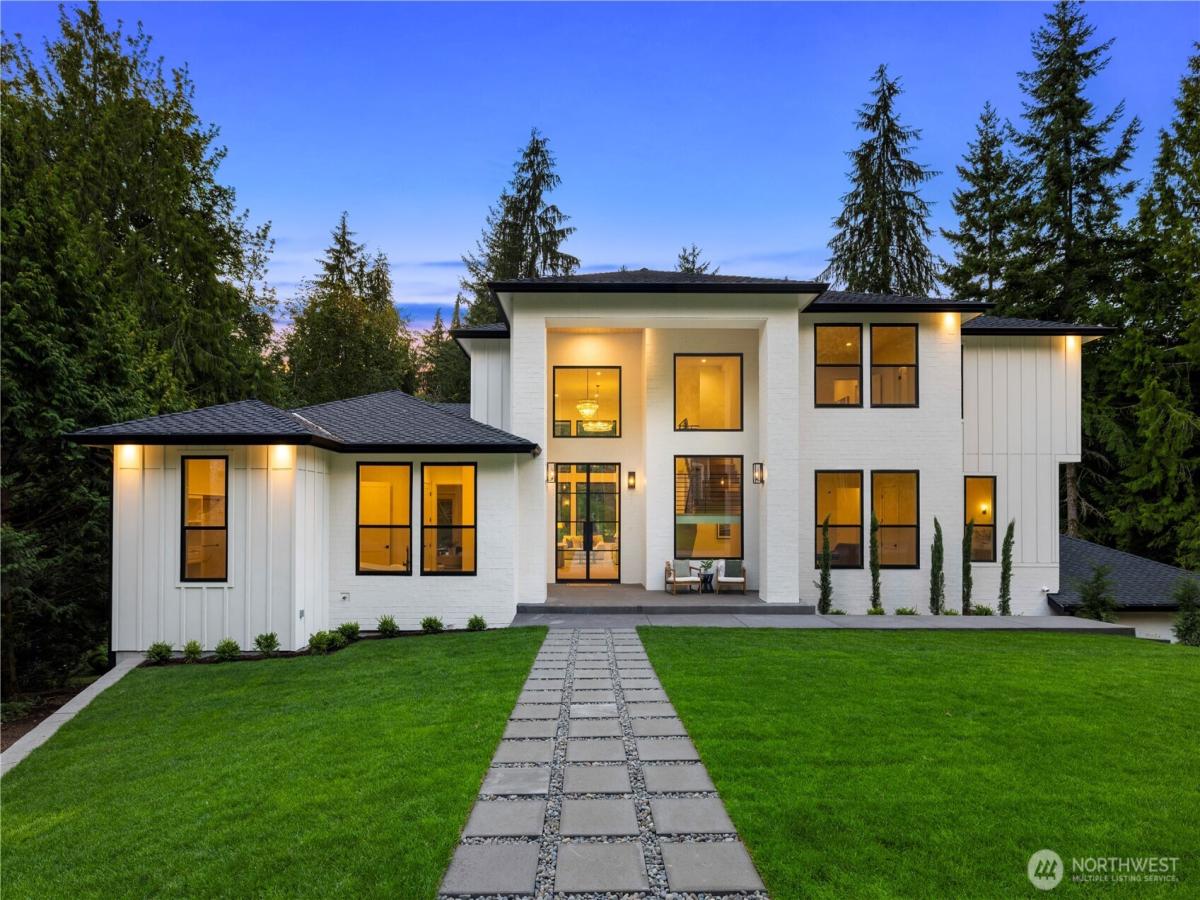 MLS #NWM2466982 img 0