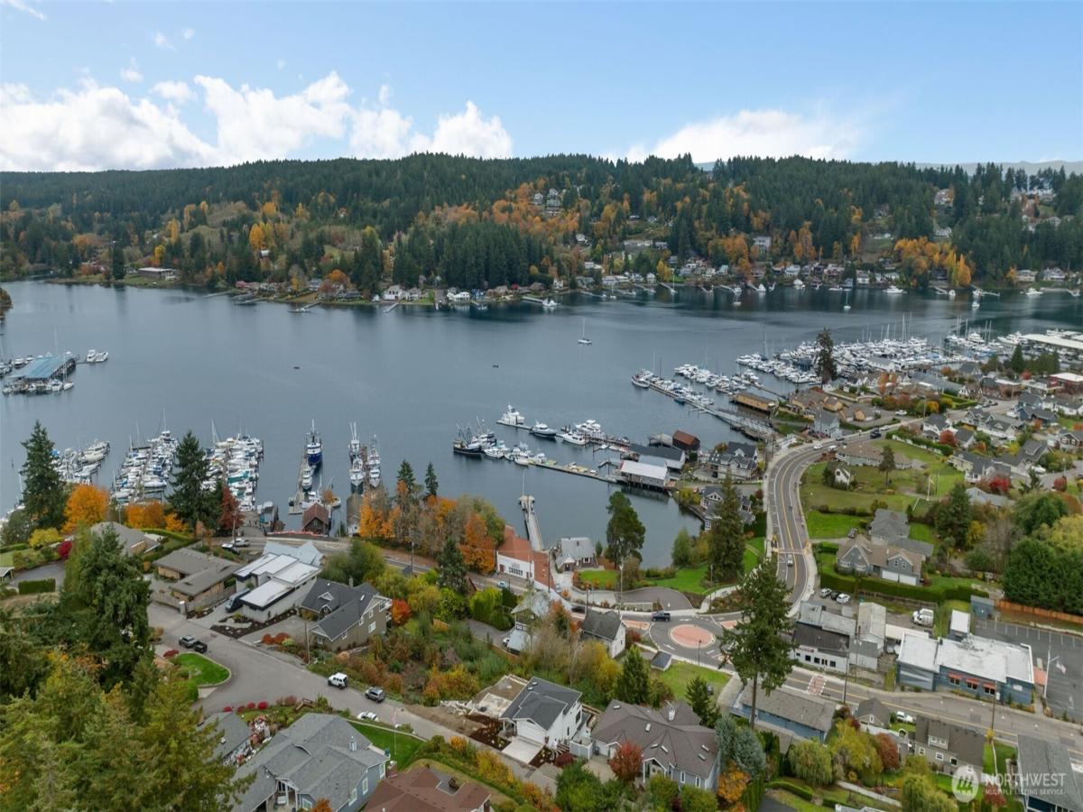 MLS #NWM2467306 img 0