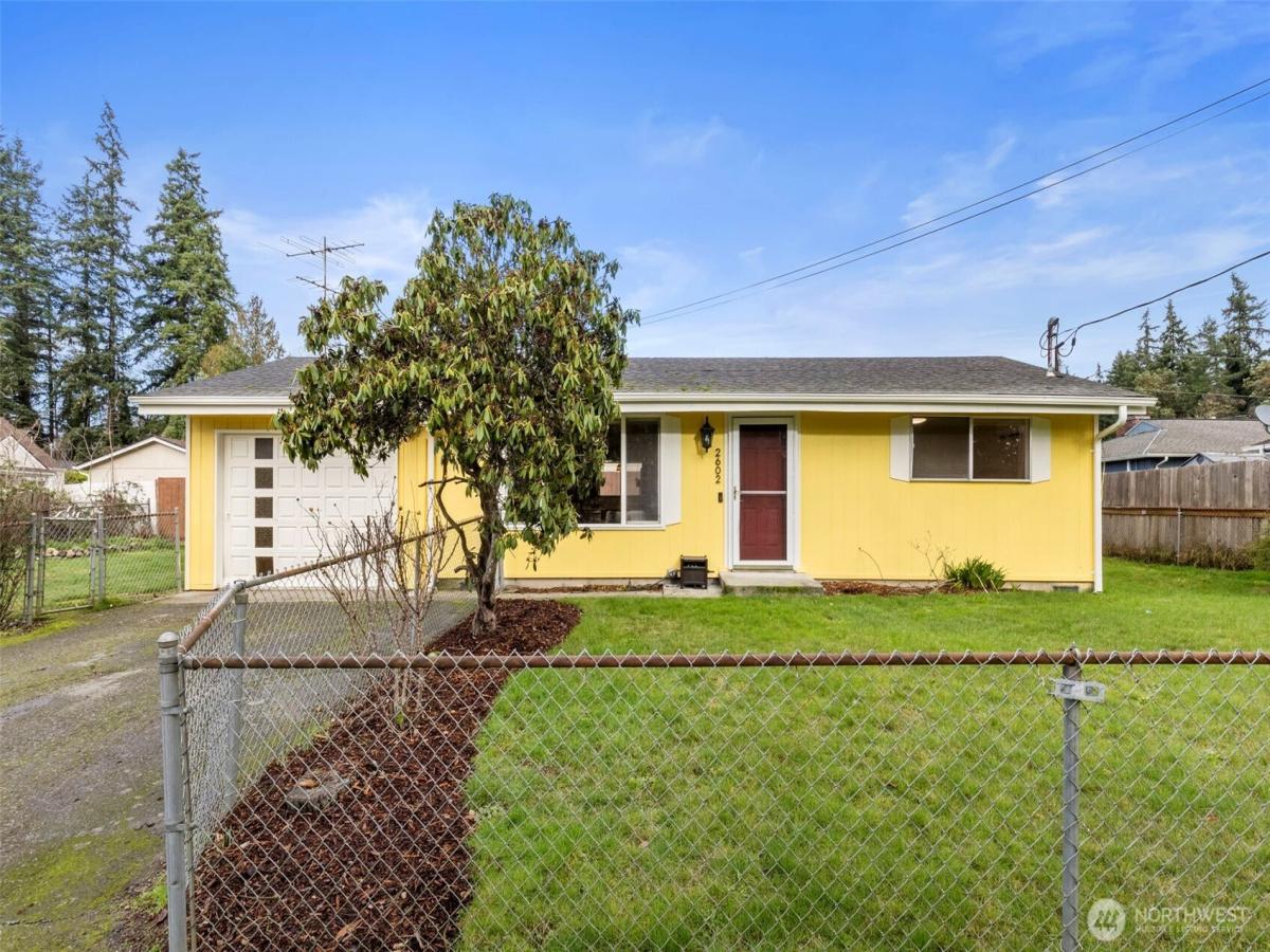 MLS #NWM2467643 img 0