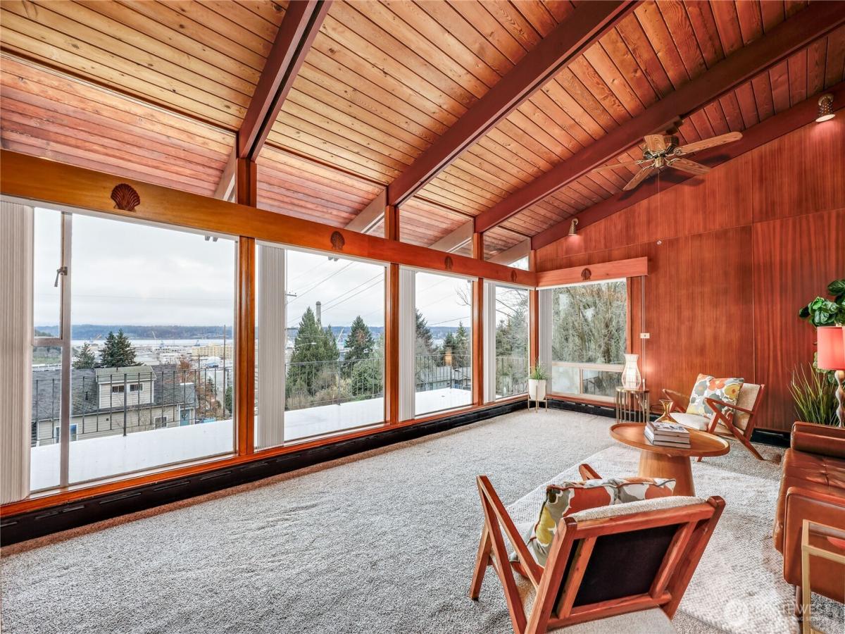 MLS #NWM2468200 img 0