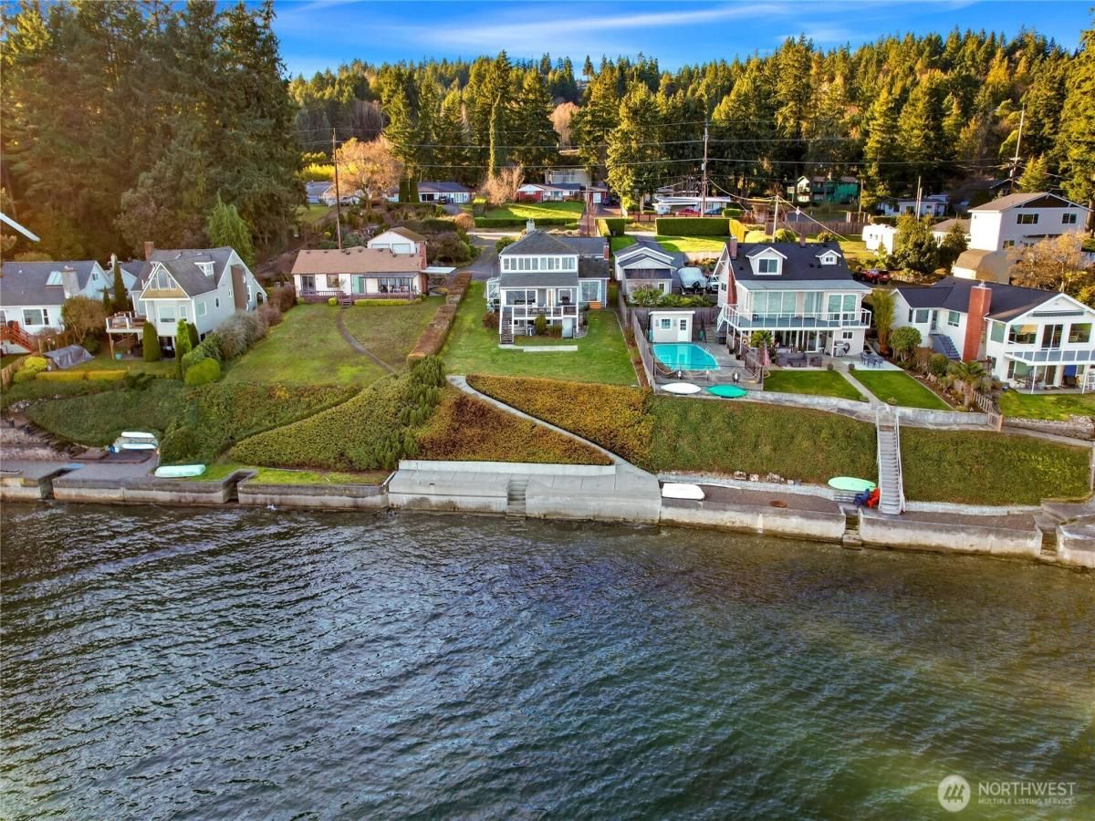 MLS #NWM2469110 img 0