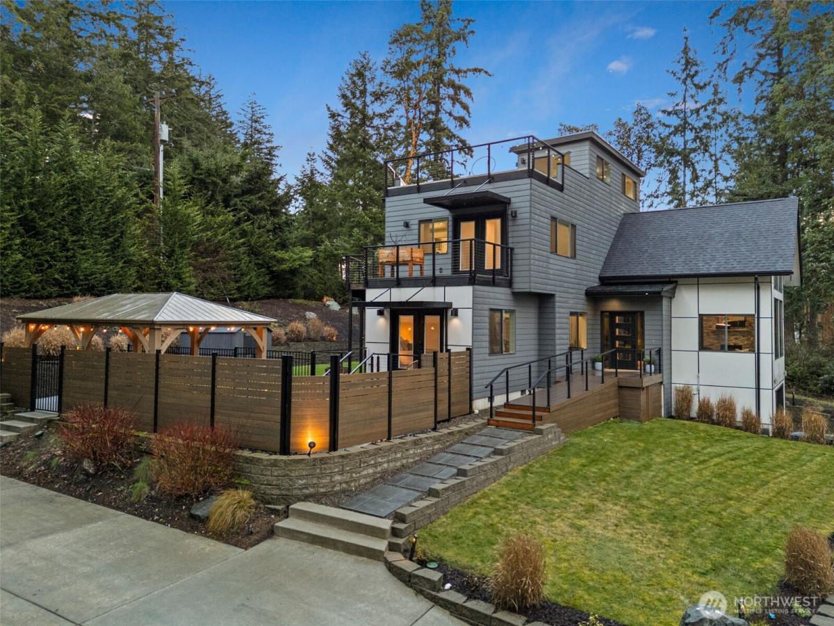 MLS #NWM2469668 img 0