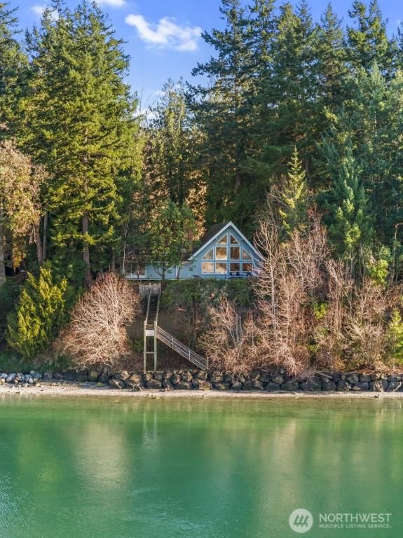 MLS #NWM2469744 img 0