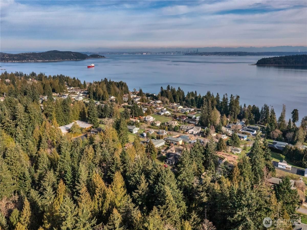 MLS #NWM2470064 img 0