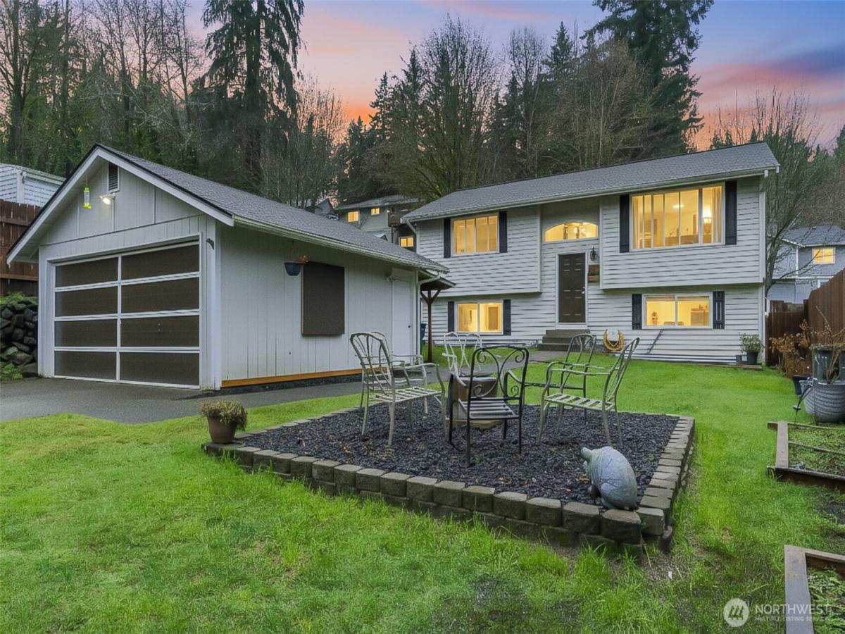 MLS #NWM2476543 img 0