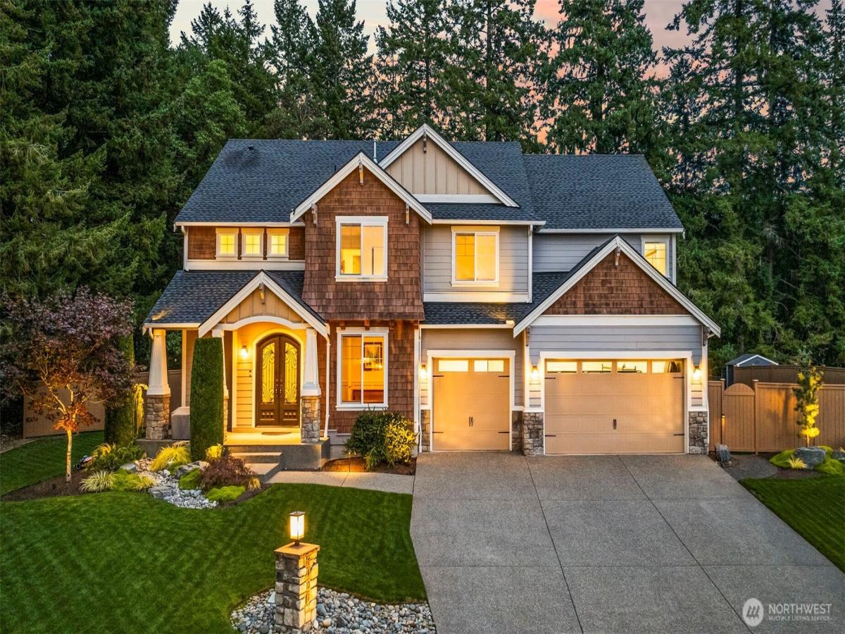 MLS #NWM2478962 img 0