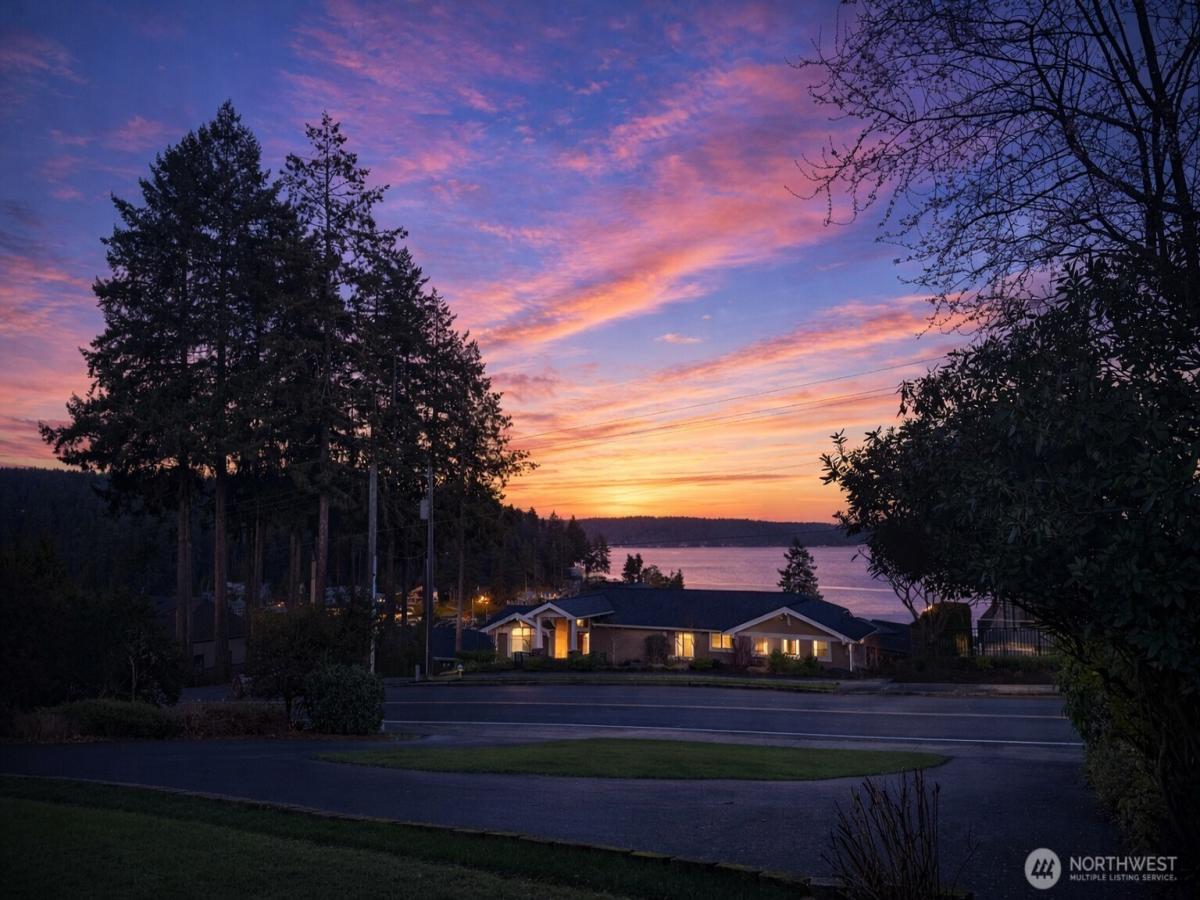 MLS #NWM2481390 img 0