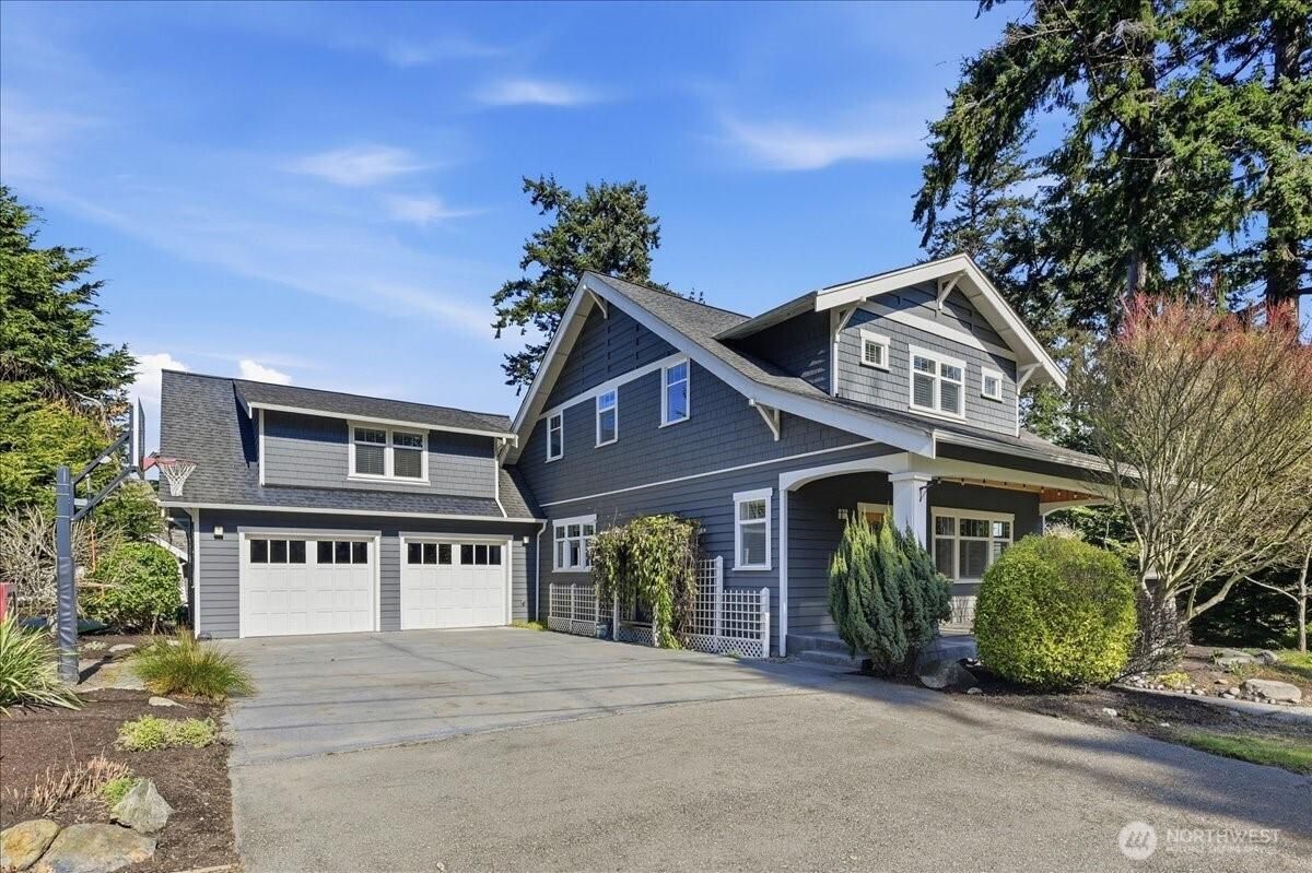 MLS #NWM2481842 img 0