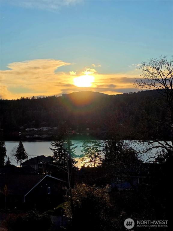 MLS #NWM2482143 img 0