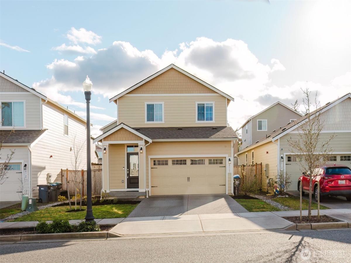 MLS #NWM2484596 img 0