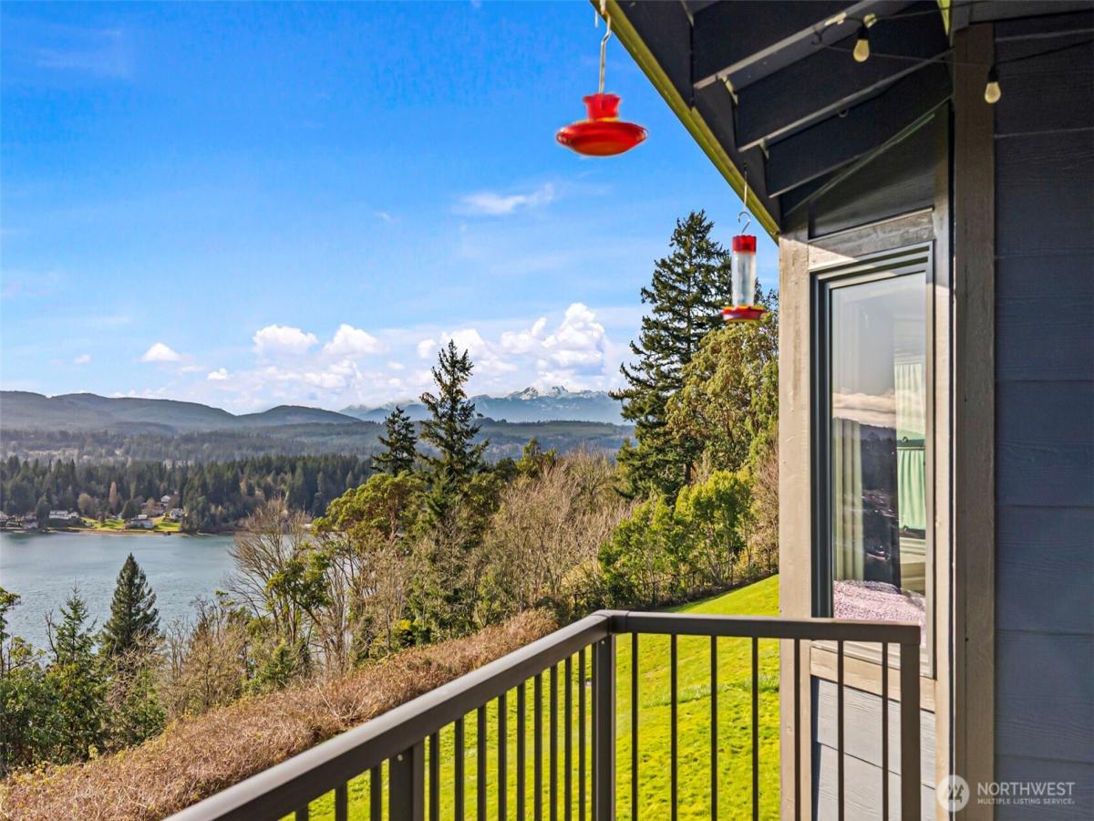 MLS #NWM2485729 img 0