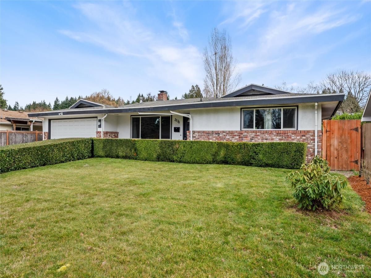 MLS #NWM2488235 img 0