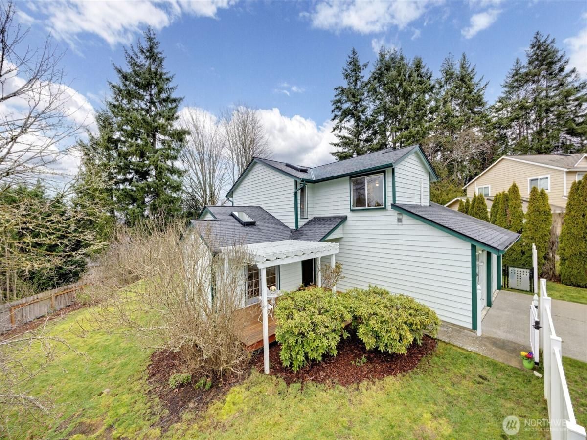 MLS #NWM2489817 img 0