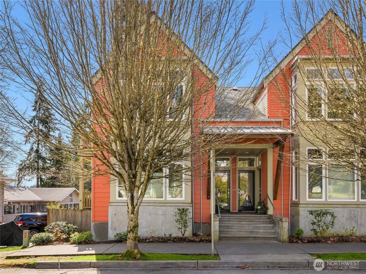 MLS #NWM2491118 img 0