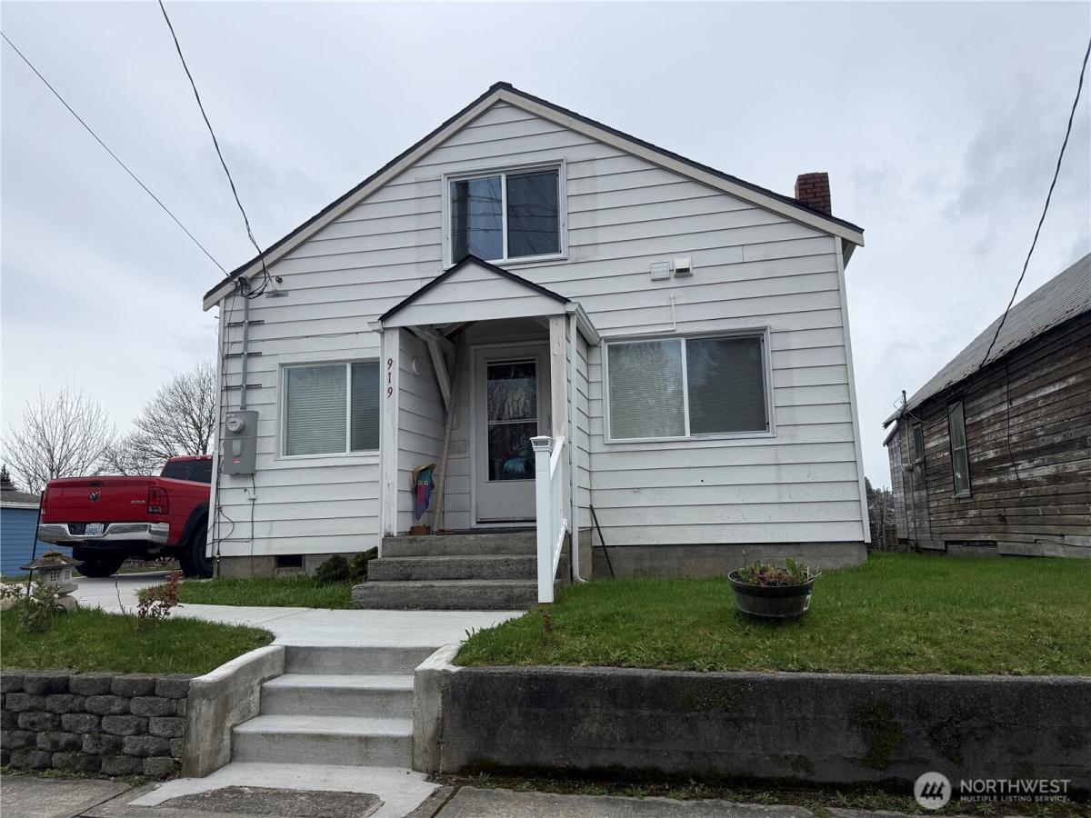 MLS #NWM2491393 img 0