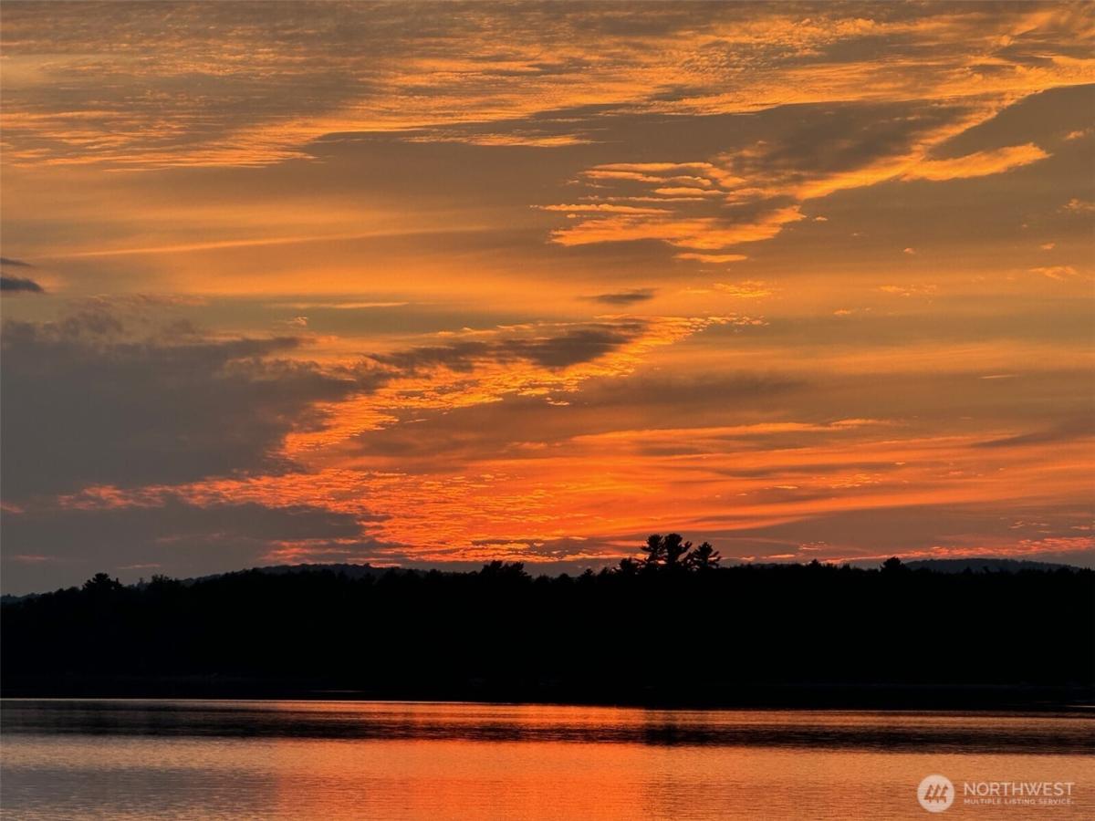 MLS #NWM2492099 img 0