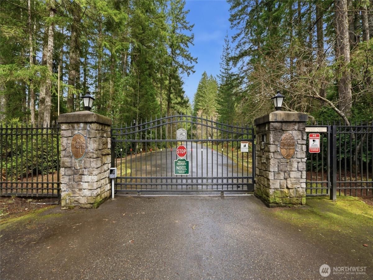 MLS #NWM2493387 img 0