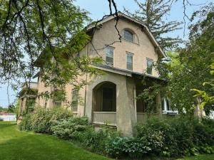 MLS #R1611179 img 0