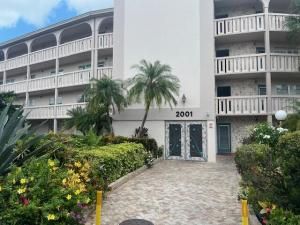 MLS #RX-11024580 img 0