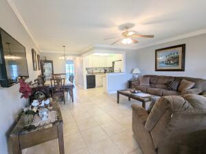 MLS #RX-11036741 img 0
