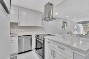 MLS #RX-11068502 img 0