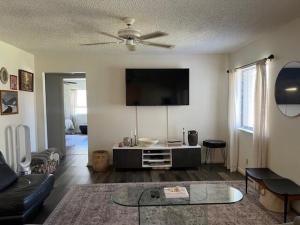 MLS #RX-11069023 img 0